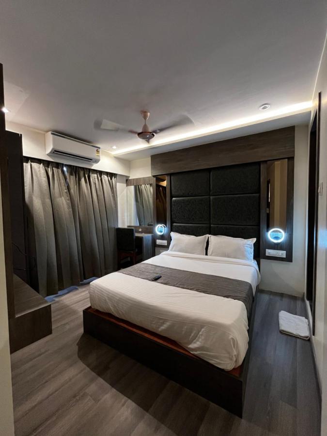 Hotel Classio Andheri - Near Dn Nagar Metro Station Mumbai Exterior foto