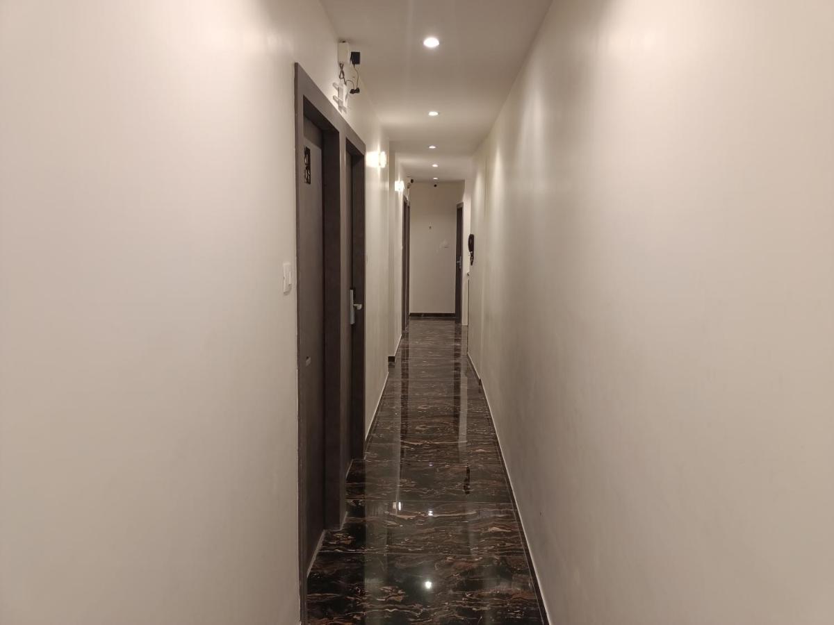 Hotel Classio Andheri - Near Dn Nagar Metro Station Mumbai Exterior foto